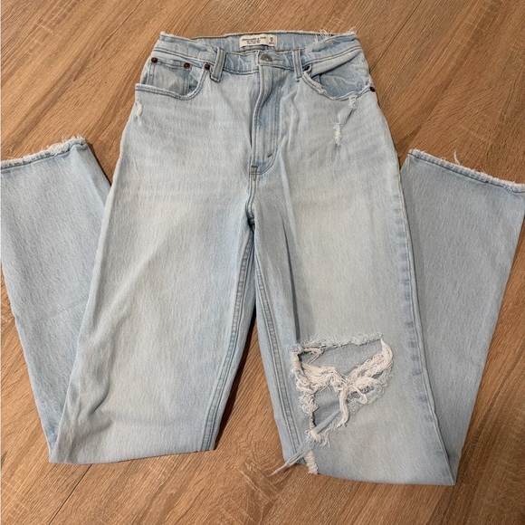 Abercrombie & Fitch Denim - Abercrombie & Fitch Light Blue Straight-Leg Distressed Jeans